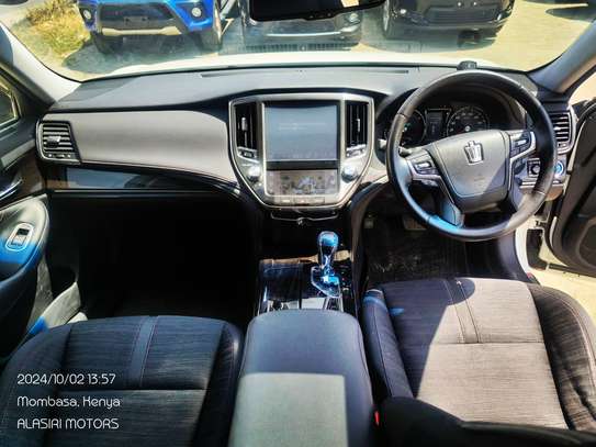 Toyota crown Hybrid 🔥 Athelete image 7