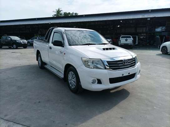 TOYOTA HILUX (MKOPO/ HIRE PURCHASE ACCEPTED image 1
