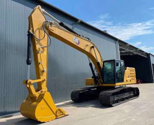 M4 - Caterpillar 330 GC image 1