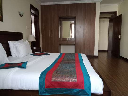 Serviced 2 Bed Apartment with En Suite in Westlands Area image 10
