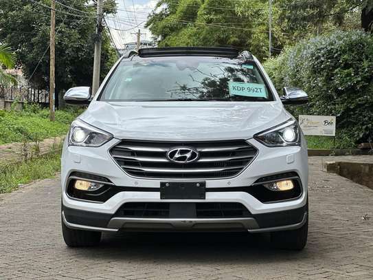 2017 Hyundai Santa Fe image 1