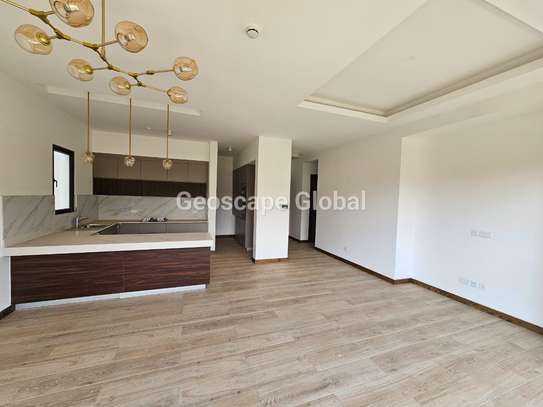 1 Bed Apartment with En Suite in Rosslyn image 10