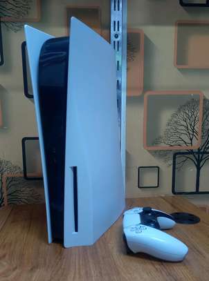 Ps 5 console image 3