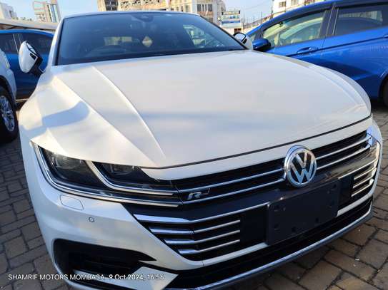 Volkswagen ARTEON R-line 2017 Sunroof image 2