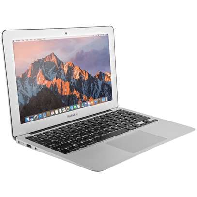 MacBook Air (13-inch, Early 2015) image 1