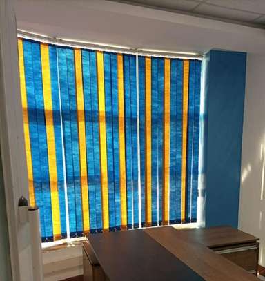 CLASSY VERTICAL OFFICE BLINDS image 5