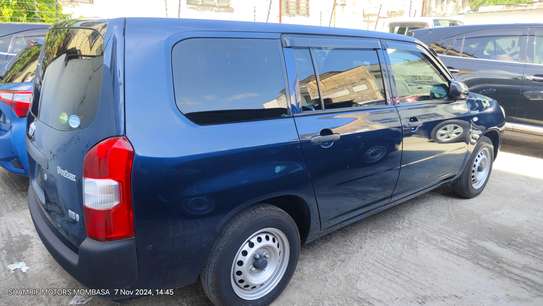 Toyota Probox hybrid 2018 2wd image 9