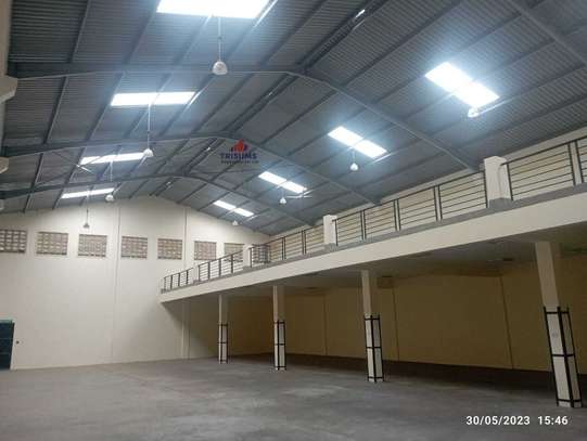 11,100 ft² Warehouse with Fibre Internet in Mombasa Road image 1