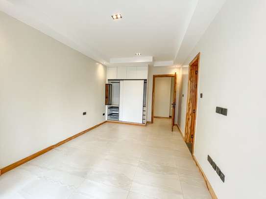 3 Bed Apartment with En Suite in Westlands Area image 2