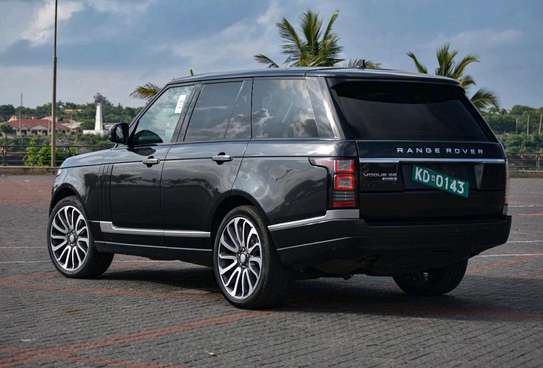 Range Rover Vogue 2015 image 15