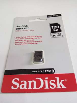 Sandisk Ultra Fit Cz430 128gb Usb 3.1 Flash Drive image 1