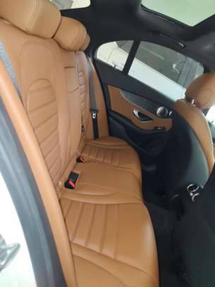 Mercedes Benz C200 Sunroof white 2019 image 12