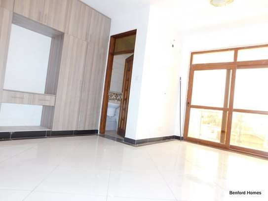 3 Bed Apartment with En Suite at Nyali image 36