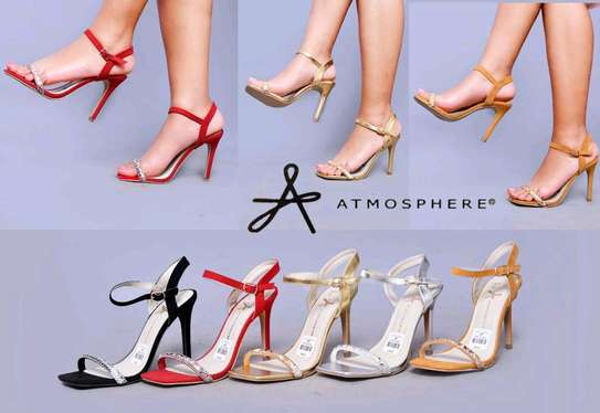 Women's heel shoes image 2
