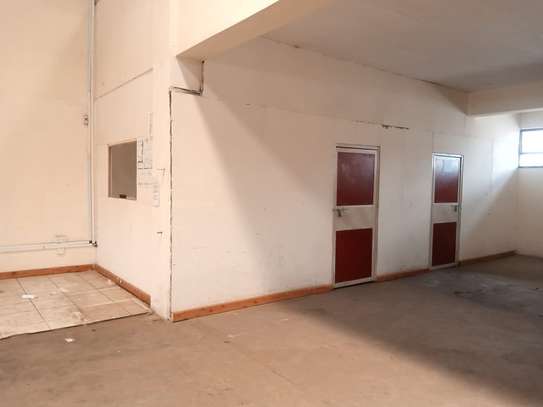 8,700 ft² Warehouse with Parking in Ruaraka image 6
