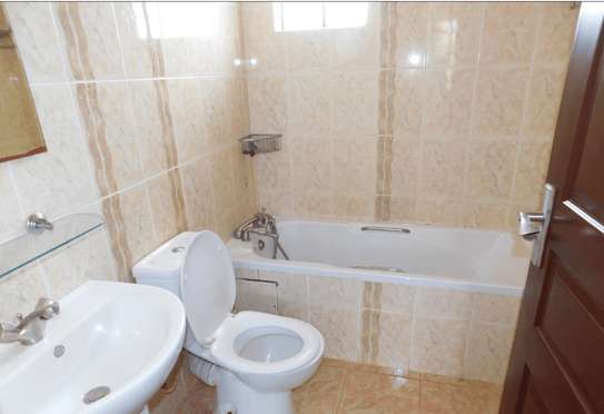 4 Bed Townhouse with En Suite at Fourways image 5