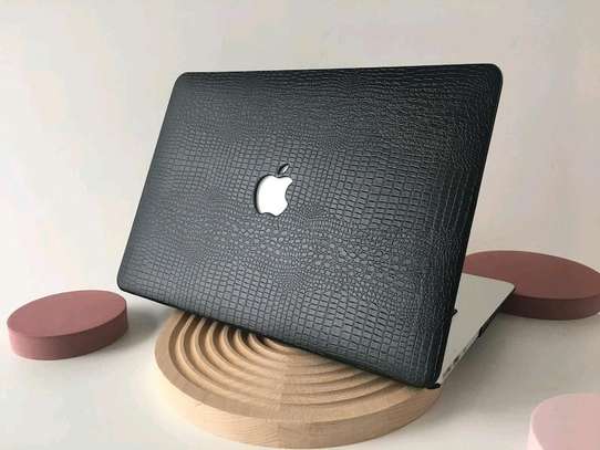 Crocodile Style Black MacBook Case macbook image 2