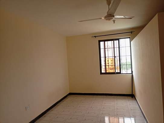 10 bedroom apartment for sale in Bamburi image 5