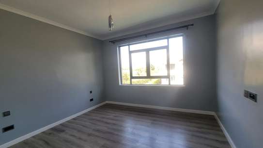 4 Bed Townhouse with En Suite in Runda image 7