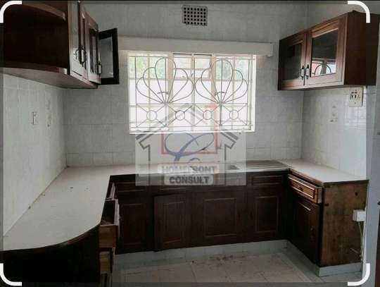 Exquisite 3bedroomed bungalow, master ensuite image 8