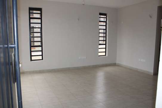 3 Bed House in Kikuyu Town image 2