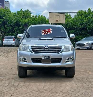 Toyota Hilux Double cab image 1