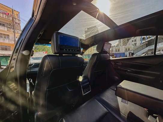 Toyota Harrier Premium 2018 Sport Sunroof image 6