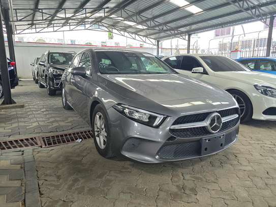 MERCEDES BENZ A180 image 6