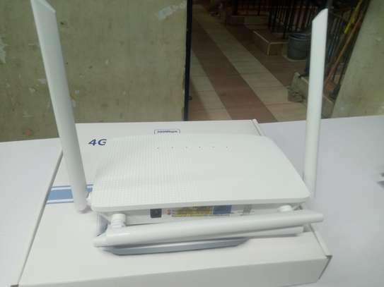 4G Wireless Router LTE CPE Router 300Mbps Wireless Router image 1