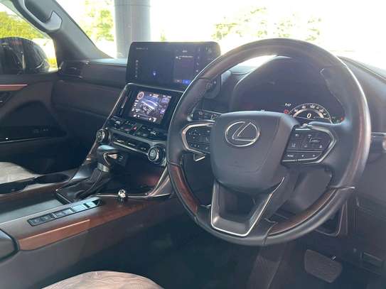 Lx600 model 2024 image 2