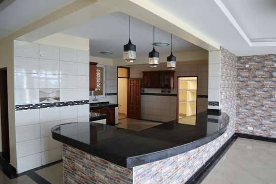 4 Bed Apartment with En Suite in Nyali Area image 11