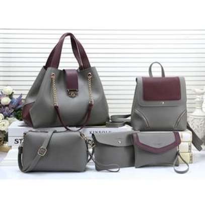 Modern Woman Classy Handbags image 1