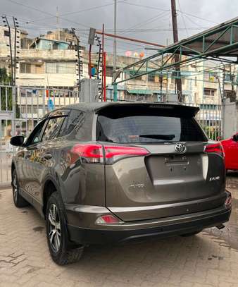Toyota Rav4 new reg on offer in Mombasa image 5
