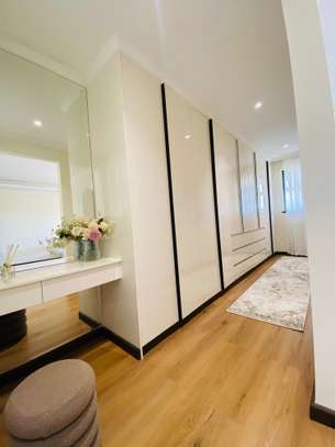 3 Bed Apartment with En Suite at Mandera Road image 2