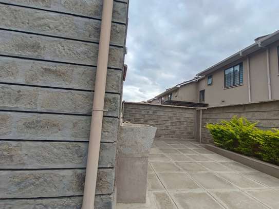 5 Bed Townhouse with En Suite at Community Road image 16