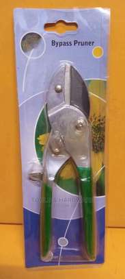 Bypass Pruner image 1