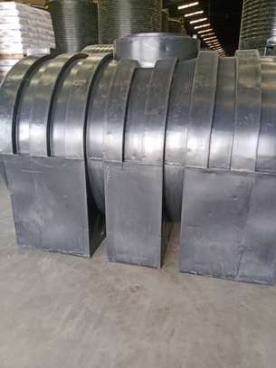 Water septic 2000l tanks COUNTRYWIDE DELIVERY! image 2