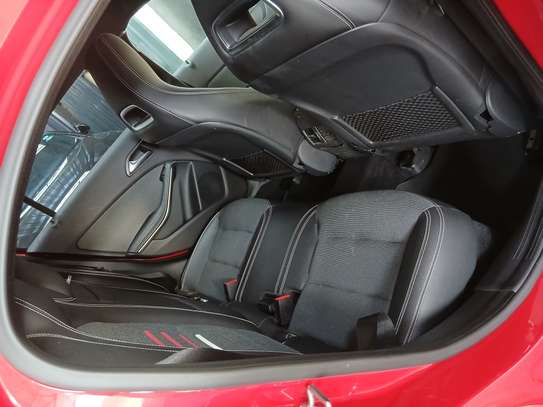 Mercedes benz A180 Red image 6