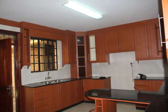 5 Bed House with En Suite at Lavington Kaputei image 5