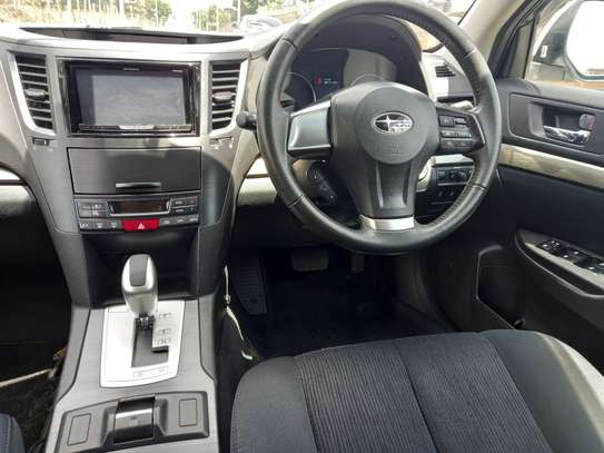 Subaru Legacy 2500cc petrol 2014 image 2