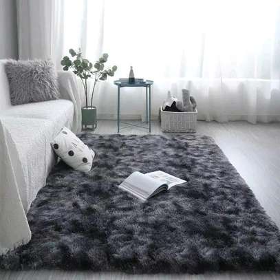 Dark grey patched fluffy carpet image 1
