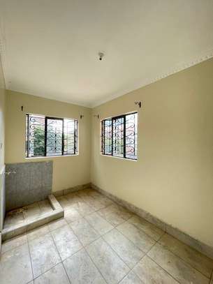 3 Bed Apartment with En Suite in Kileleshwa image 15