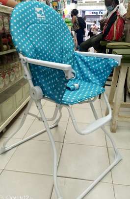 Baby foldable high chair 4.5 utc image 2
