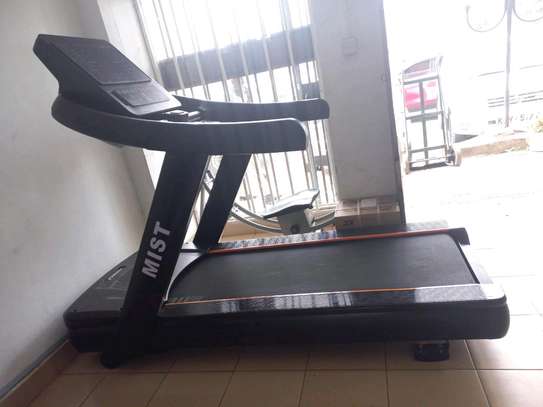Commercial Treadmill (Mist) image 4