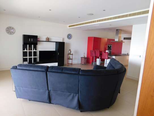 Serviced 3 Bed Apartment with En Suite in Mkomani image 14