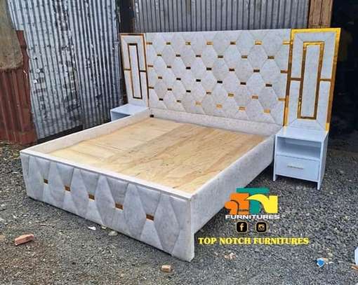 Stylish super crafted kingsize bed image 2