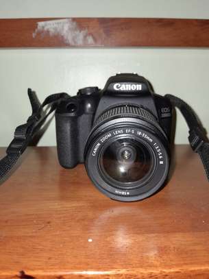 Cannon EOS 2000D camera image 2