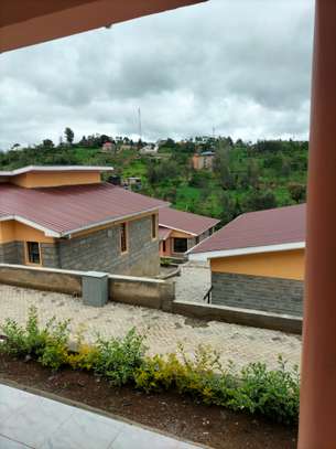 3 Bed House with En Suite at Rimpa image 2
