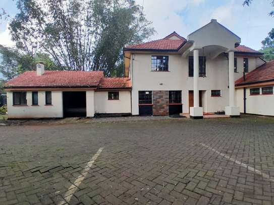 4 Bed House with En Suite in Kyuna image 1