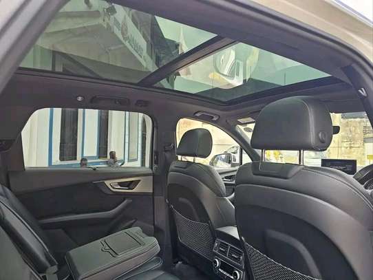Audi Q7 s line quattro 2018 Sunroof image 12